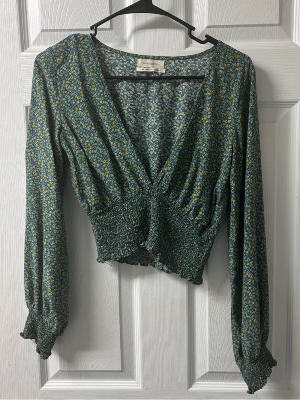 Cottagecore Floral Smocked Crop Blouse Green Boho V-Neck Long Sleeve Top Small